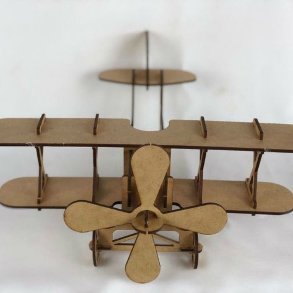 Avião MDF