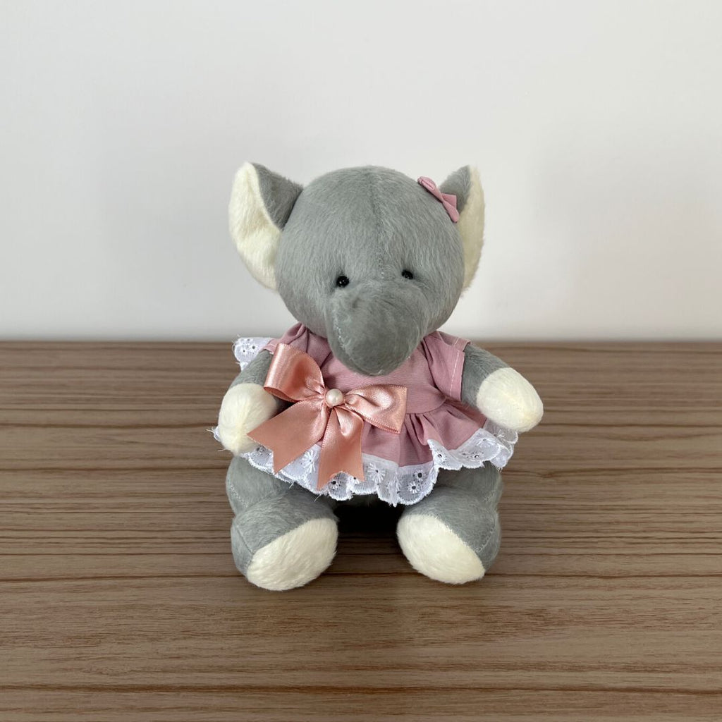 Pelúcia Safari (Trio - Vestido Rosé)