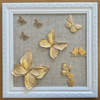 Quadro Borboleta Dourada (Fundo Bege)