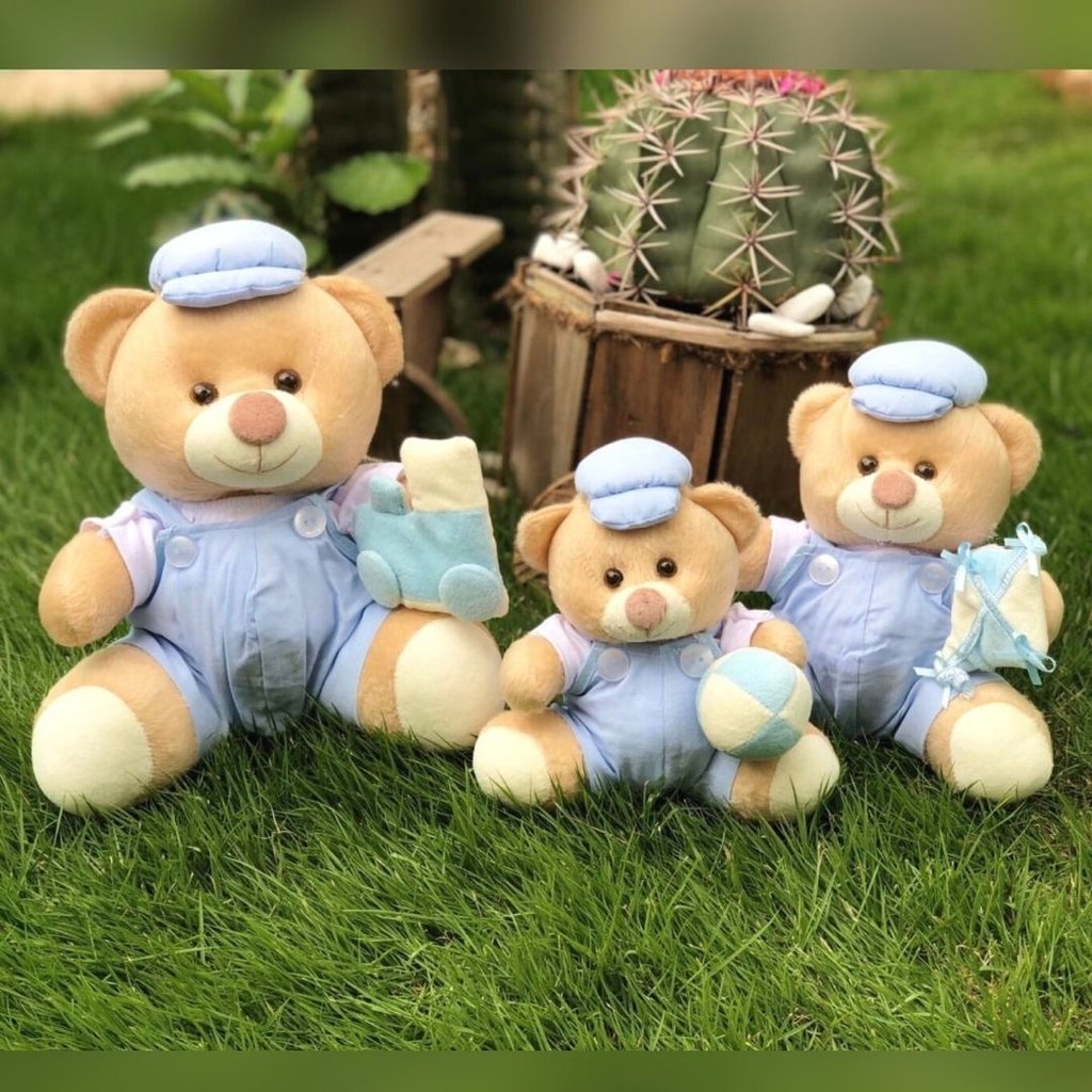 Urso De Pelúcia Com Brinquedo (Trio - azul claro)