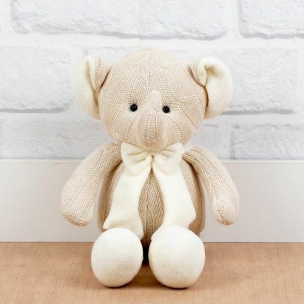 Elefante de Tricô (Bege / Palha)