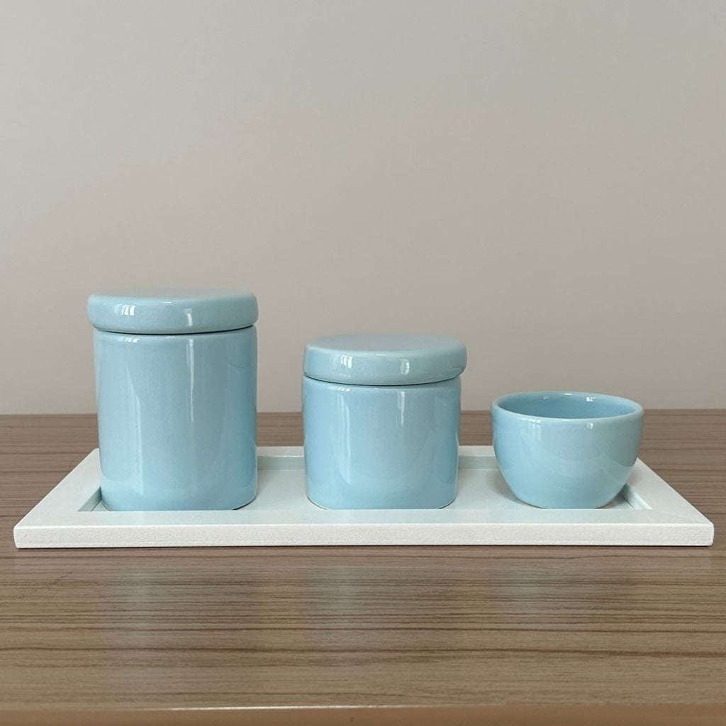 Kit Higiene Porcelana (3 Peças - Azul Claro) + Bandeja MDF