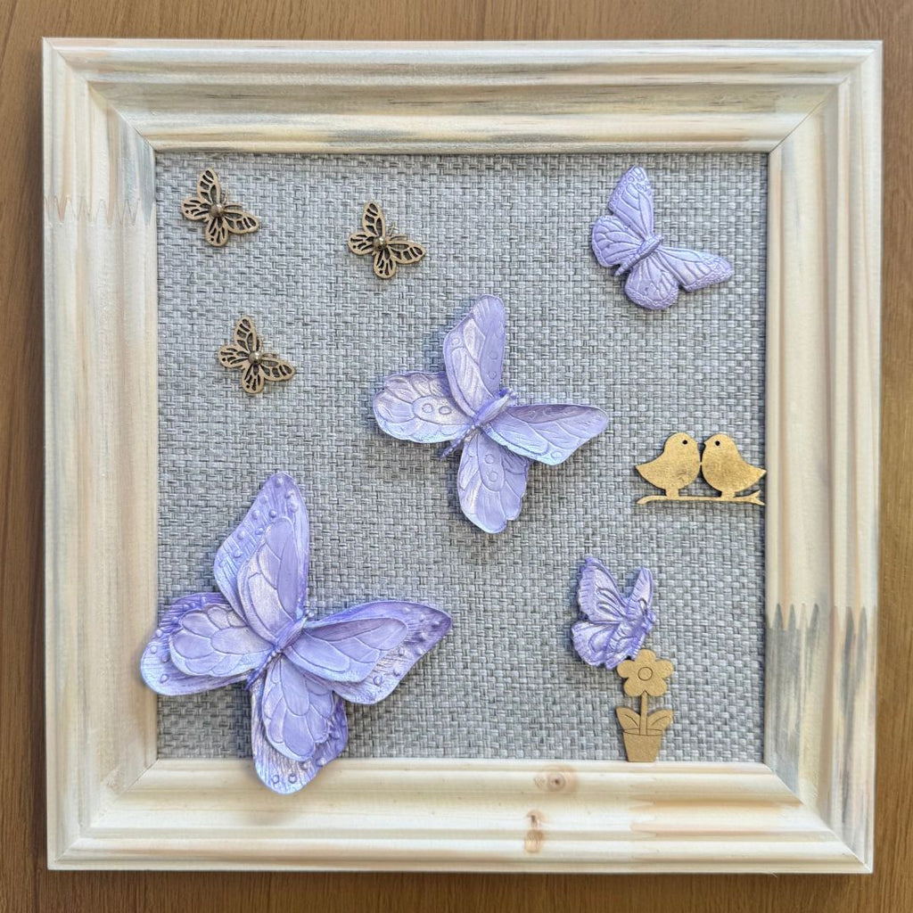 Quadro Borboleta Lilás (Fundo Bege)