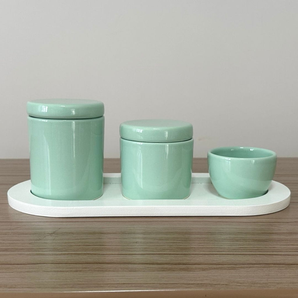 Kit Higiene Porcelana (3 Peças - Verde Menta) + Bandeja MDF