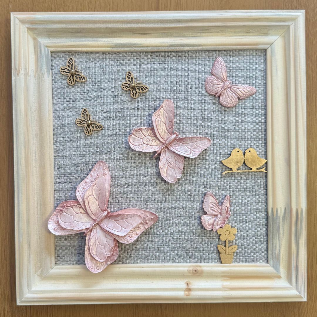 Quadro Borboleta Rosa Rosé (Fundo Bege)