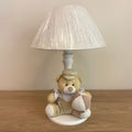 Abajur De Madeira (Bege / Palha) + Urso Brinquedo (Bege / Palha)