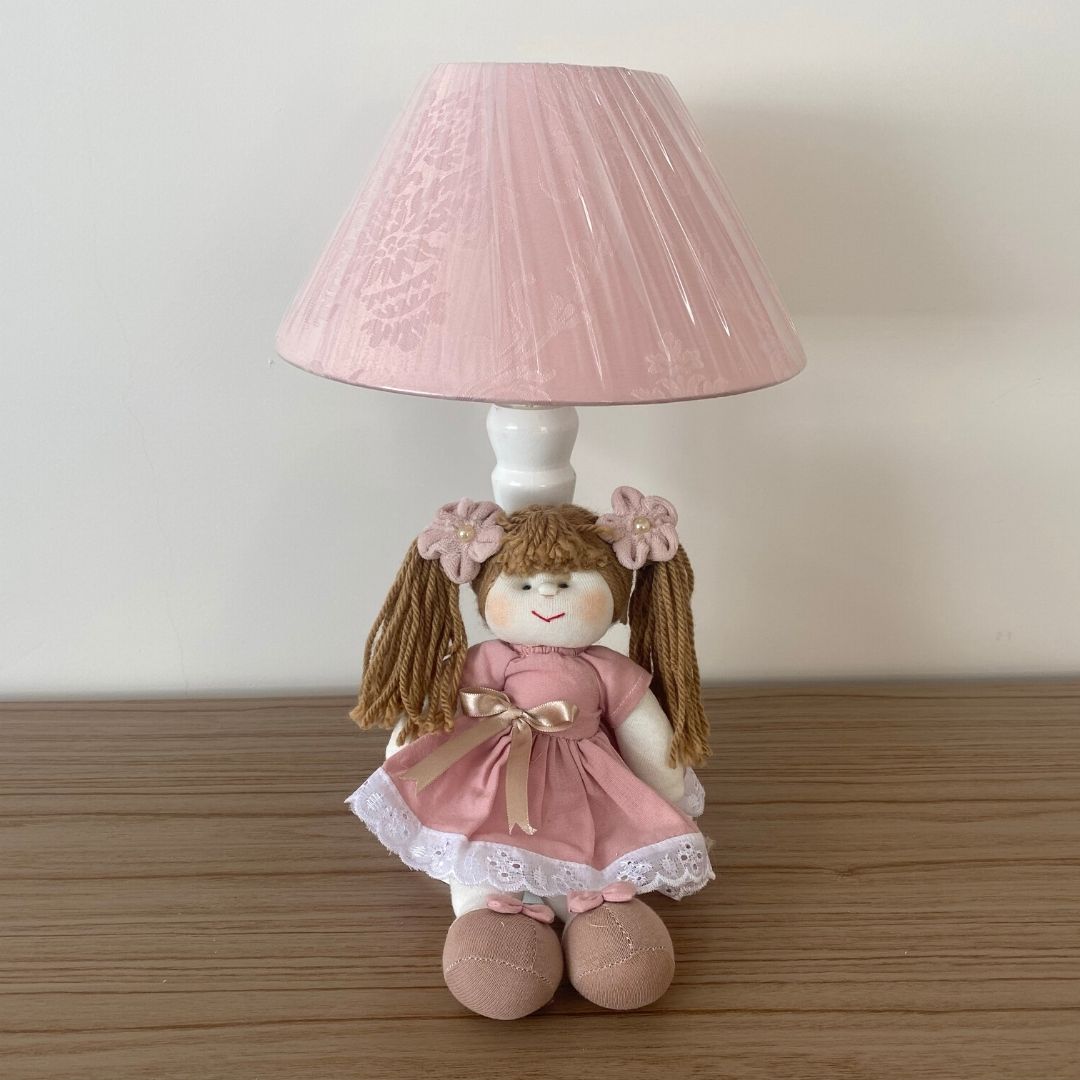 Abajur De Madeira (Rosé) + Boneca De Pano Jardim Encantado (Rosé)