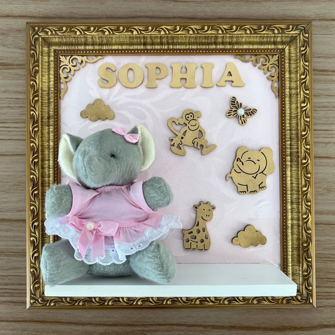 Quadro Maternidade Safari Elefante Rosa (Fundo Rosa)