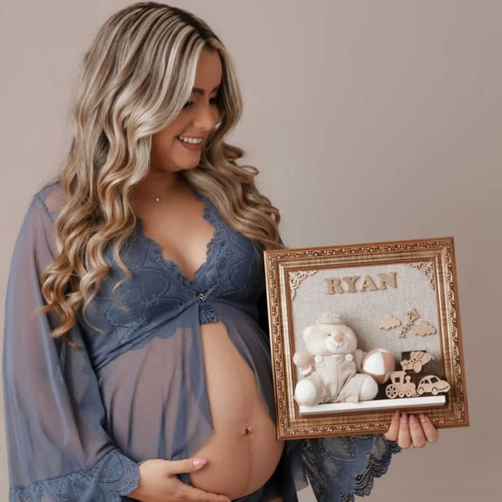 Quadro Maternidade Urso Brinquedo Bege (Fundo Bege)