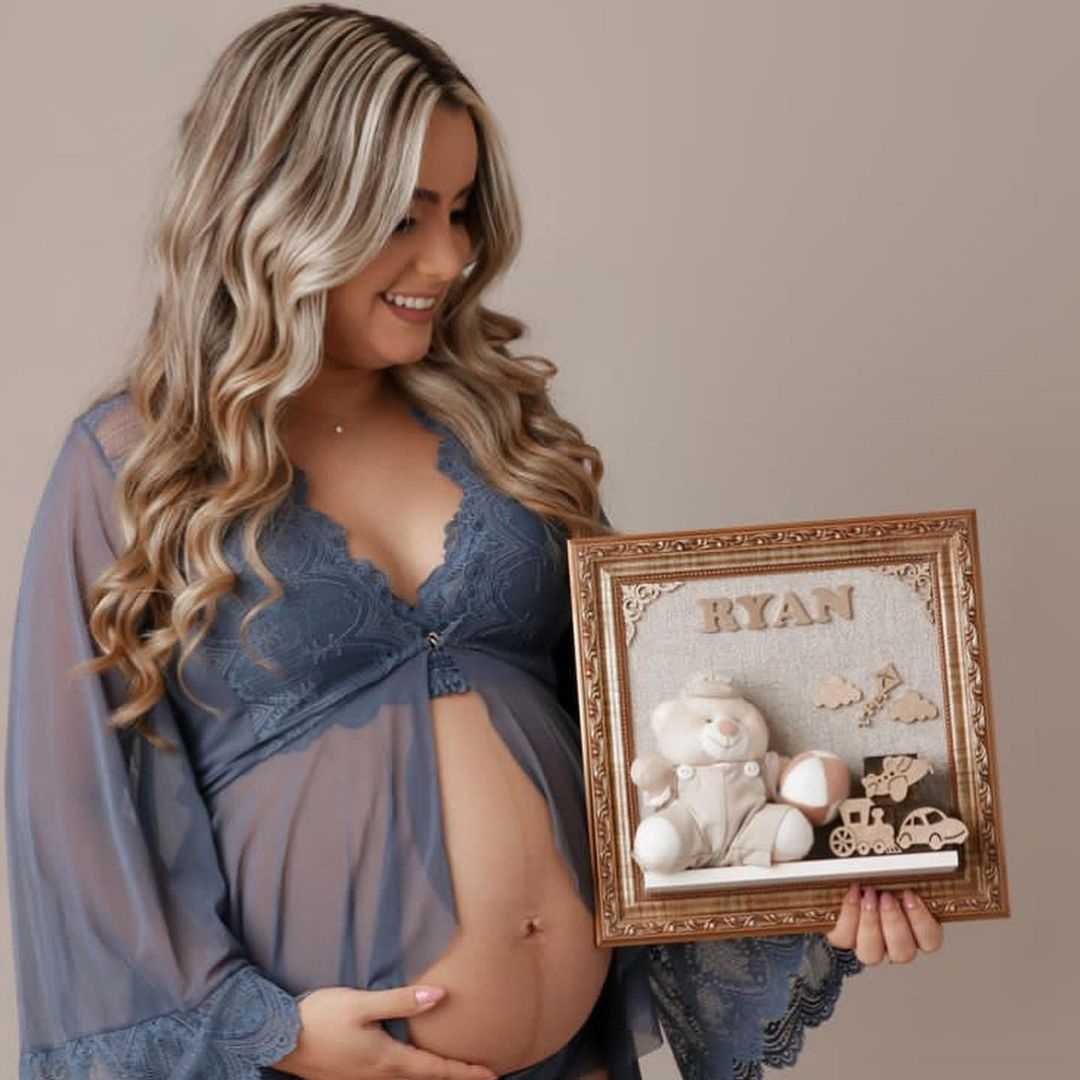 Quadro Maternidade Urso Brinquedo Bege (Fundo Bege)