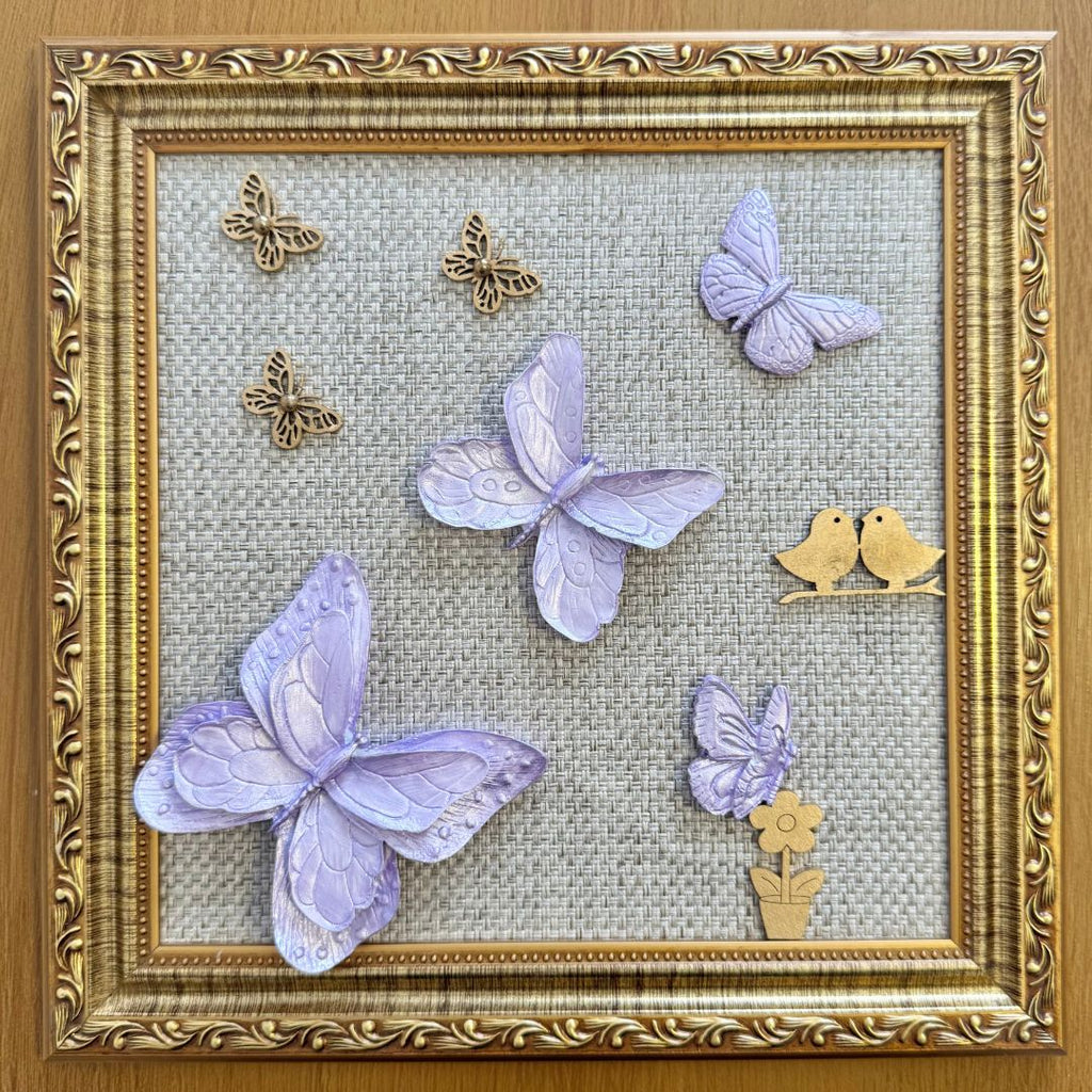Quadro Borboleta Lilás (Fundo Bege)