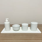 Kit Higiene Porcelana (4 Peças - Branco) + Bandeja MDF