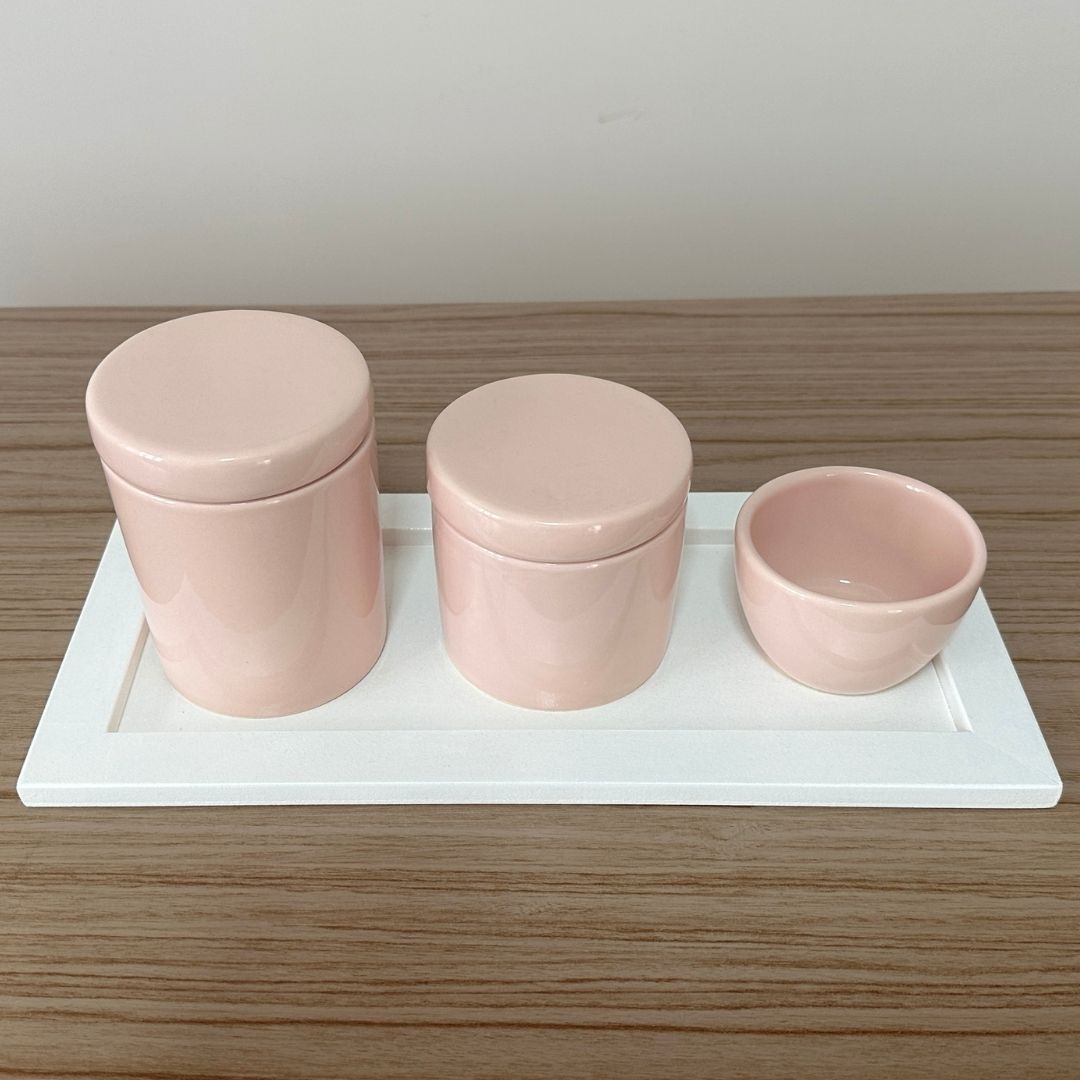 Kit Higiene Porcelana (3 Peças - Rosa) + Bandeja MDF
