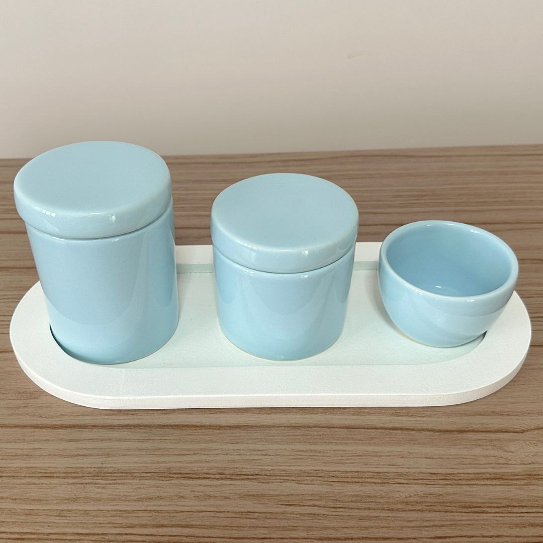 Kit Higiene Porcelana (3 Peças - Azul Claro) + Bandeja MDF