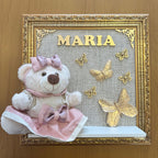 Quadro Maternidade Ursinha Zoe - Borboleta Dourada (Fundo Bege)