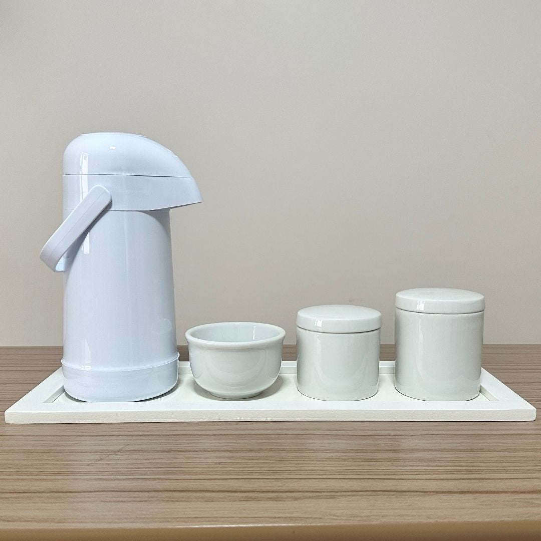 Kit Higiene Porcelana (3 Peças - Branco) + Bandeja MDF + Garrafa