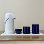 Kit Higiene Porcelana (3 Peças - Azul Marinho) + Bandeja MDF + Garrafa Térmica