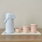 Kit Higiene Porcelana (3 Peças - Rosa) + Bandeja MDF + Garrafa Térmica