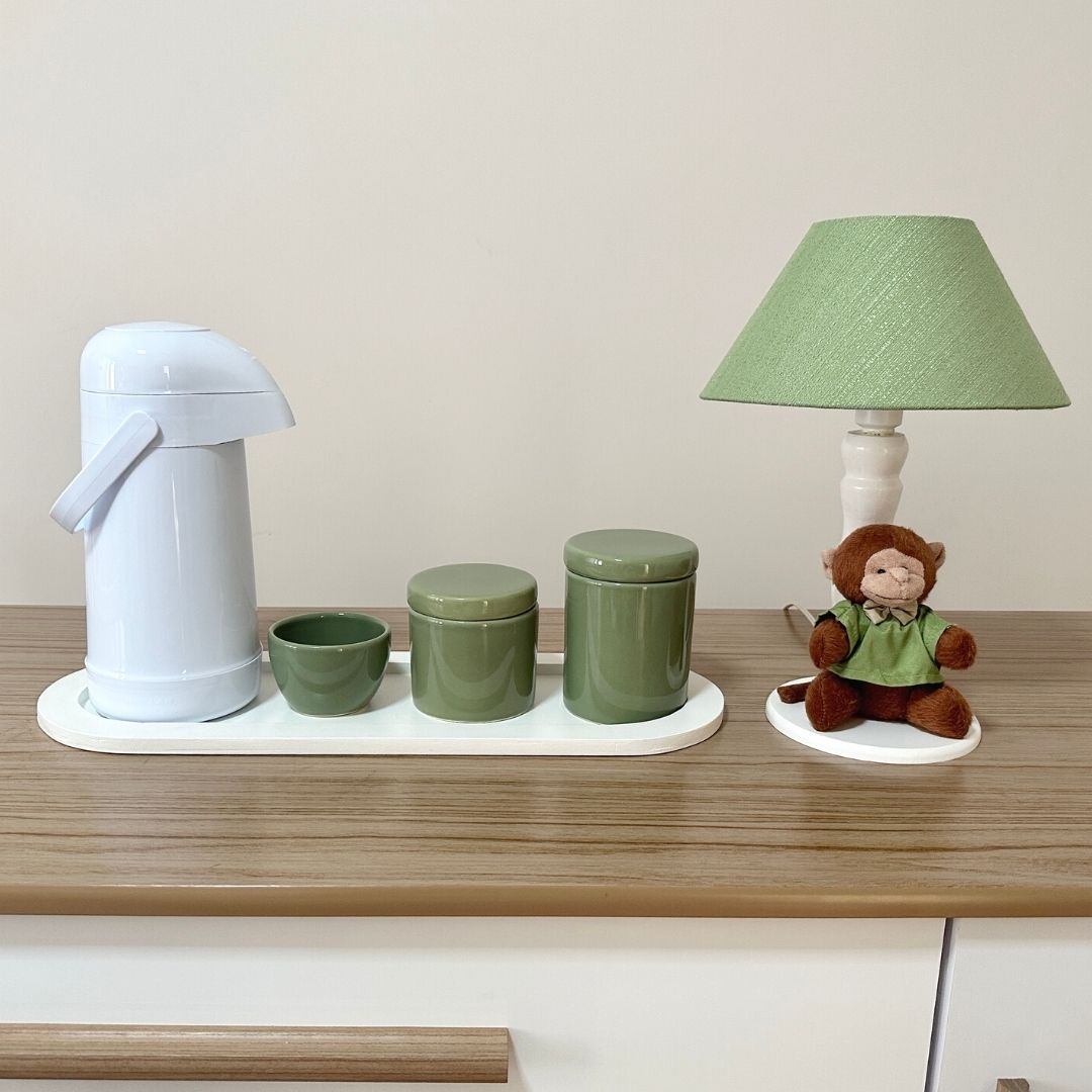 Kit Higiene Porcelana (3 Peças - Verde Oliva) + Bandeja MDF + Garrafa Térmica